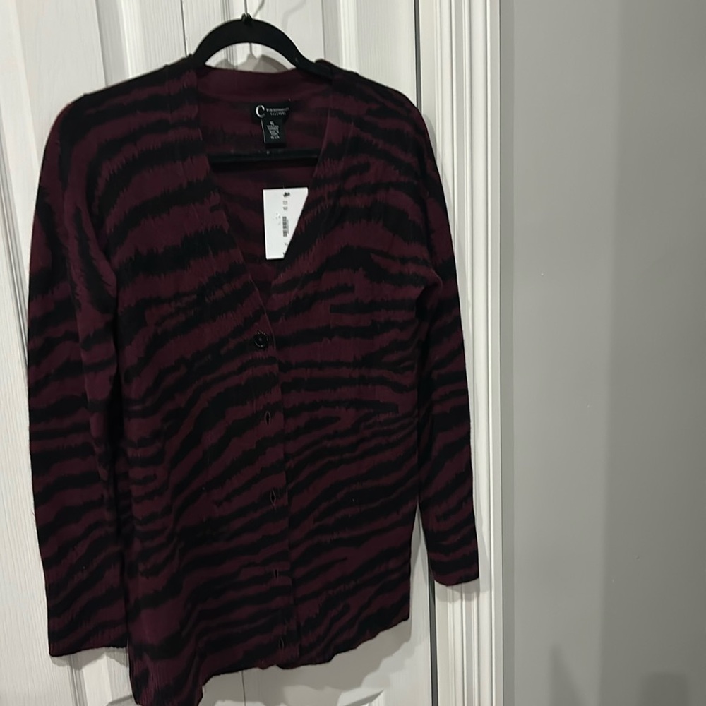 Cashmere Zebra Cardigan – Bloomingdale’s – Maroon & Black – XL – 100% Cashmere